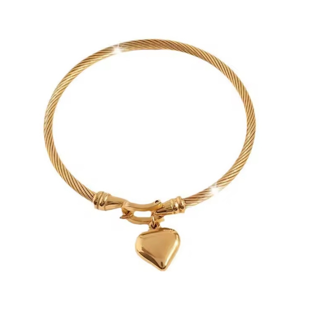 Anthropologie Gold Heart Charm Bracelet